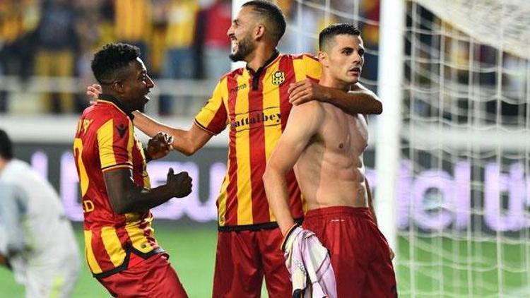 Danijel Aleksic atıyor Evkur Yeni Malatyaspor kazanıyor