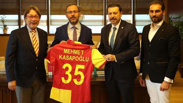 Göztepe’den Gençlik ve Spor Bakanı Kasapoğlu’na ziyaret