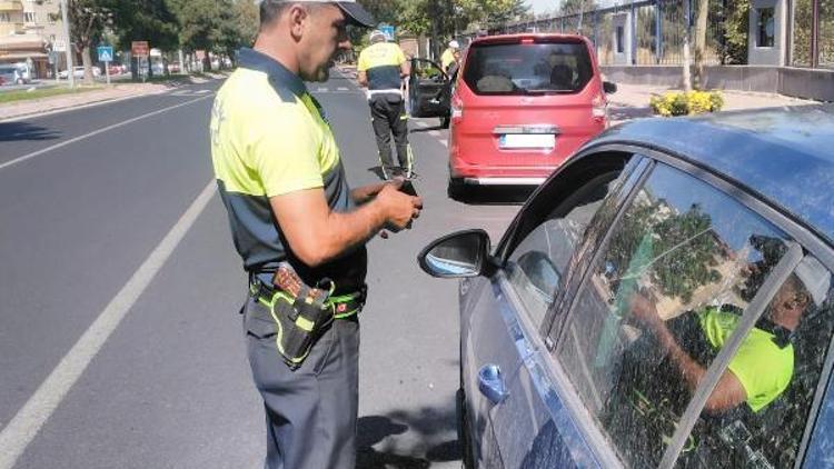 Emniyet kemeri takmayan sürücülere ceza