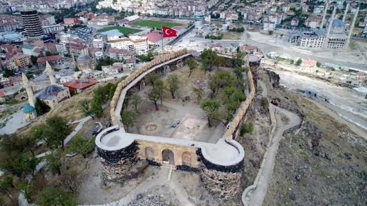 Nevşehir Kalesindeki kazı çalışmaları tamamlandı