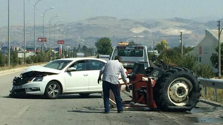 Dinarda kaza: 2 yaralı