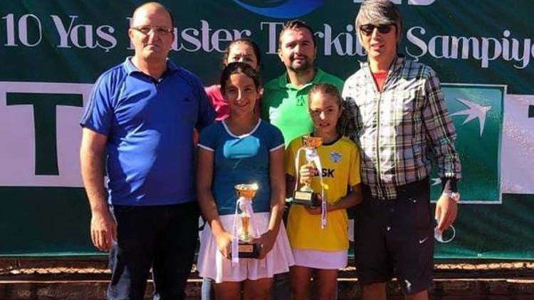 Bucaklı tenisçi Türkiye şampiyonu