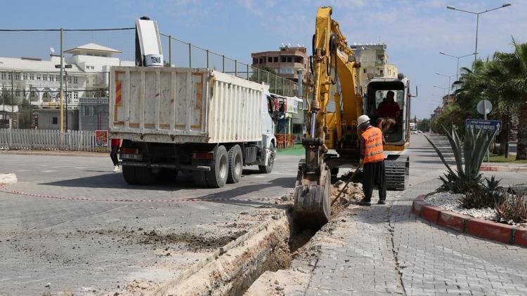 Ceyhan genelinde içme suyu çalışmaları