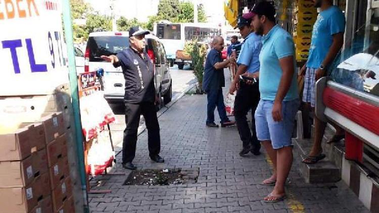 Zabıtadan kaldırım işgaline ve görüntü kirliliğine müdahale