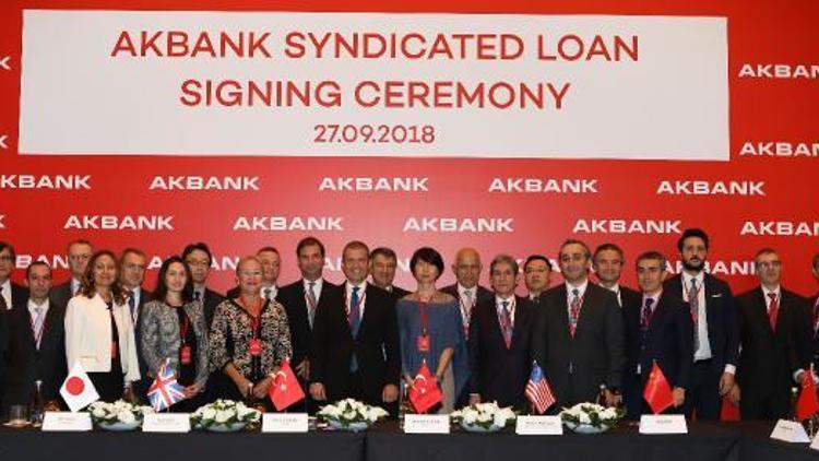 Akbank’tan Türkiye ekonomisine 980 milyon dolar taze kaynak