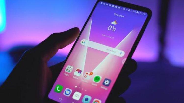 LGden 5 kameralı telefon: LG V40