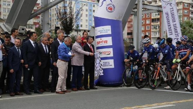 Uluslararası Karadeniz Bisiklet turu Rizeden başladı