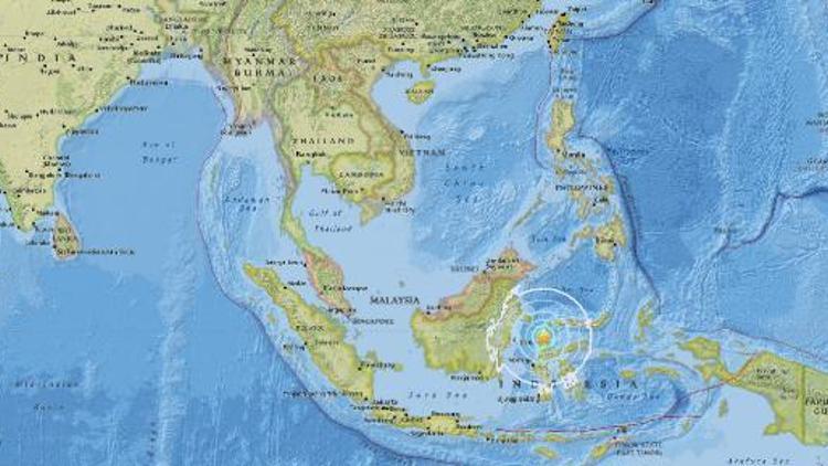 Endonezya’da 6.1 büyüklüğünde deprem