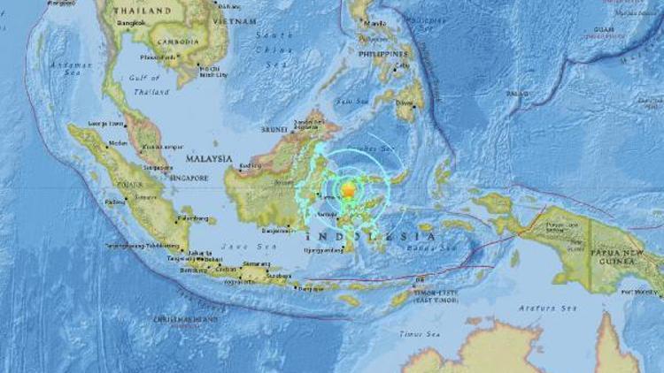 Endonezyada 7.5 büyüklüğünde deprem meydana geldi