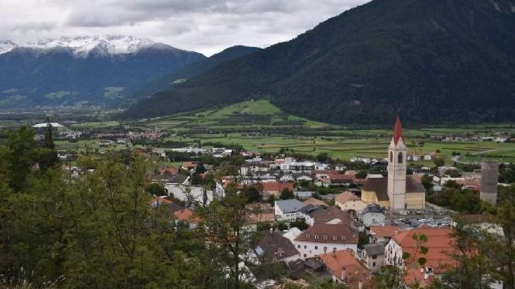 İtalyanın Güney Tyrol bölgesinde yabancıya konut satışı yasaklandı