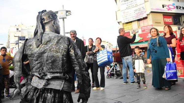 Karşıyaka Çarşısı sanata doydu