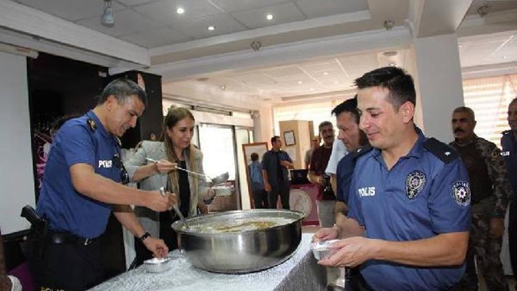 Polisevi’nde aşure günü etkinliği