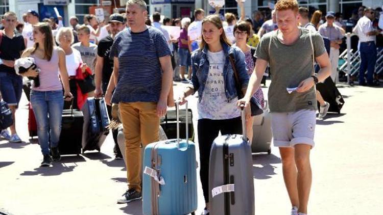 Antalyada rekor: Turist sayısı 11 milyonu aştı