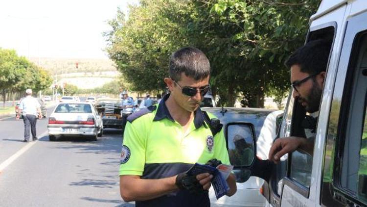 Şanlıurfada emniyet kemeri takmayan 450 sürücüye ceza
