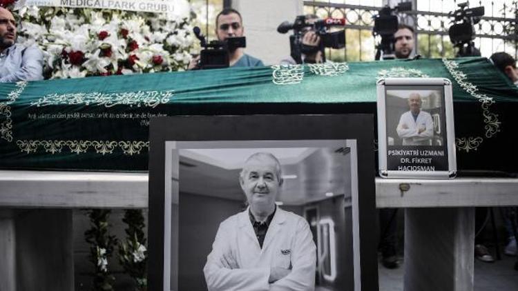 Fotoğraflar// Hastası tarafından öldürülen doktor  son yolculuğuna uğurlandı