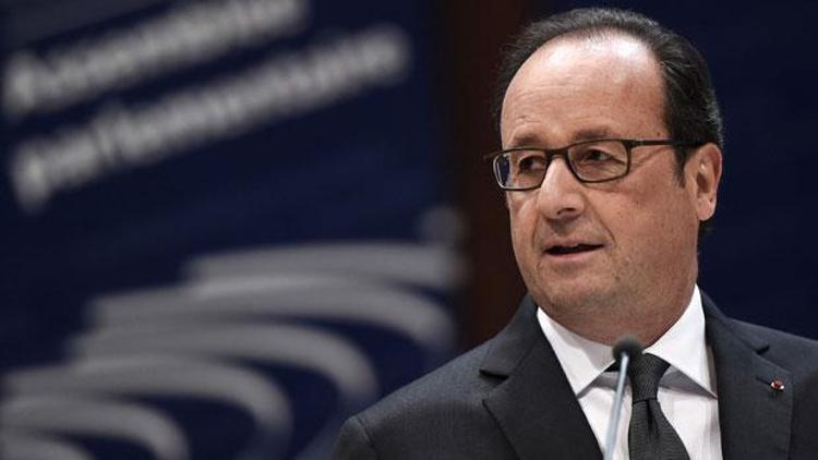 Hollande: Cumhurbaşkanı yürütmenin başındaki tek yetkili olmalı