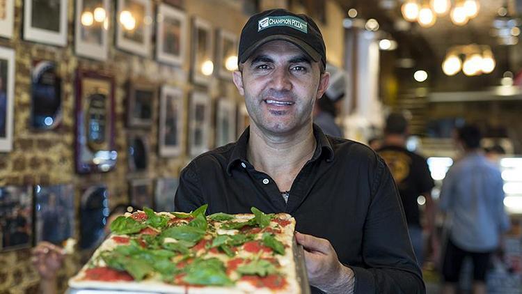 Türk pizzacı, kasırga mağdurlarına dev pizzalarla yardım sağlayacak