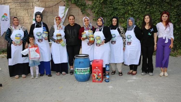 Karaköprü’de kadınlara geri dönüşüm anlatıldı