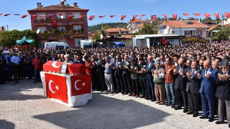 Şehit Uzman Çavuş Okan Dinçer, Balıkesirde son yolculuğa uğurlandı