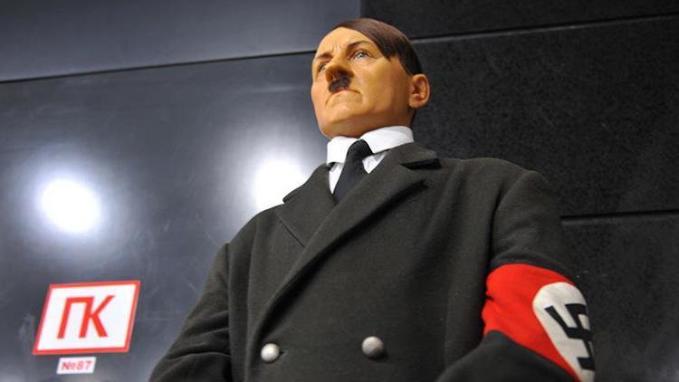 Hitler selamına 18 ay hapis cezası