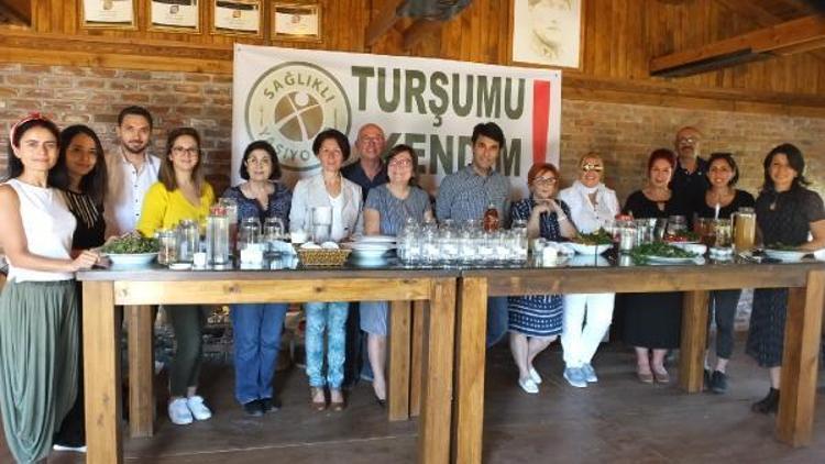 Gömeç’te ‘Turşumu kendim kuruyorum’ etkinliği yapıldı