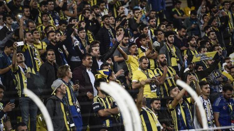 Fenerbahçeli taraftarların sabrı taştı