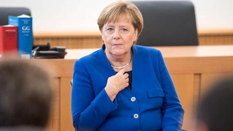 Muhaliflerden, Merkel’in yerine üç sürpriz isim