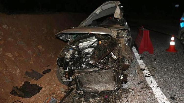 Aydında kaza: 3 genç hayatını kaybetti, 2 genç yaralı