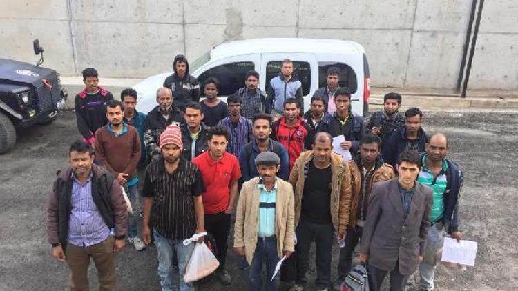 Vanda 58 kaçak göçmen yakalandı