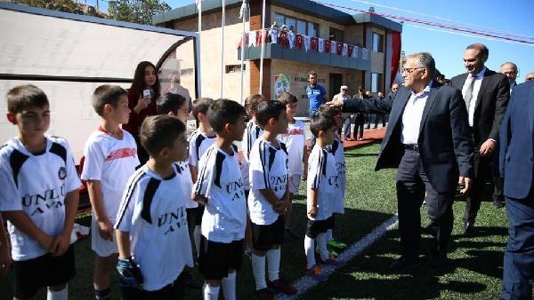 Melikgazi Belediyesinden amatör spor kulüplerine maddi destek