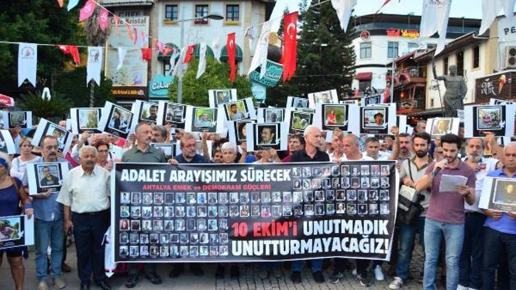 Ankaradaki bombalı saldırıda yaşamını yitirenler Antalyada anıldı