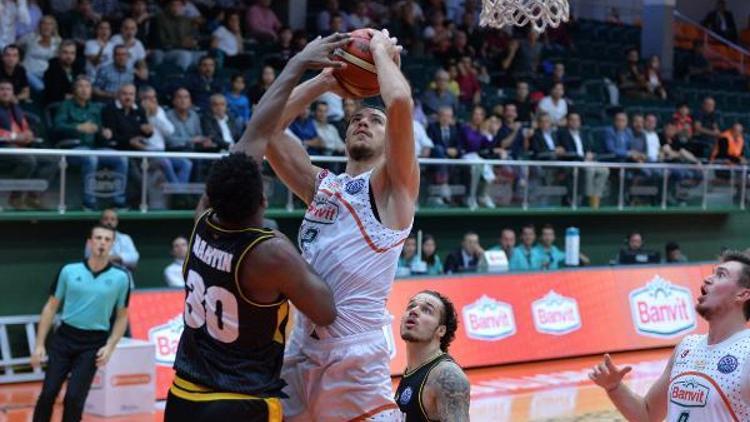 Banvit - MHP Riesen Ludwigsburg: 89-76