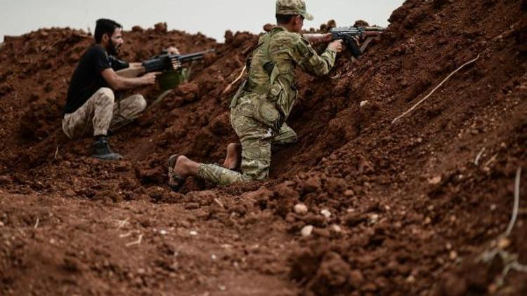 İdlibde ağır silahlardan arınan cephelerde, muhalifler elleri tetikte bekliyor