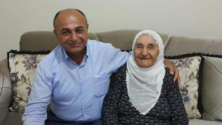 Çiğli Belediye Başkanı Arslanın annesi hayatını kaybetti