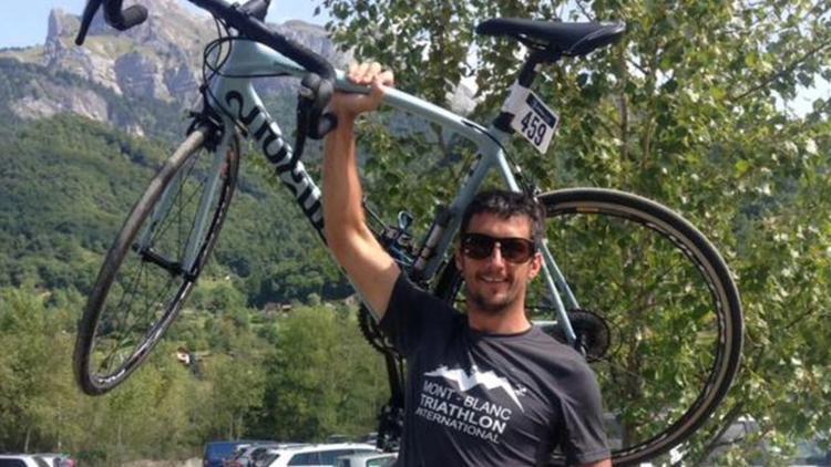 Fransız Alplerinde bir bisikletçi kaza kurşununa kurban gitti