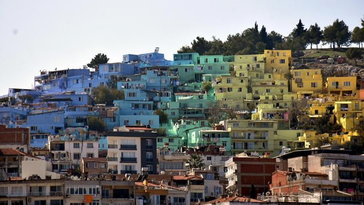 Kuşadası’nın Tepe Mahallesi renklendi