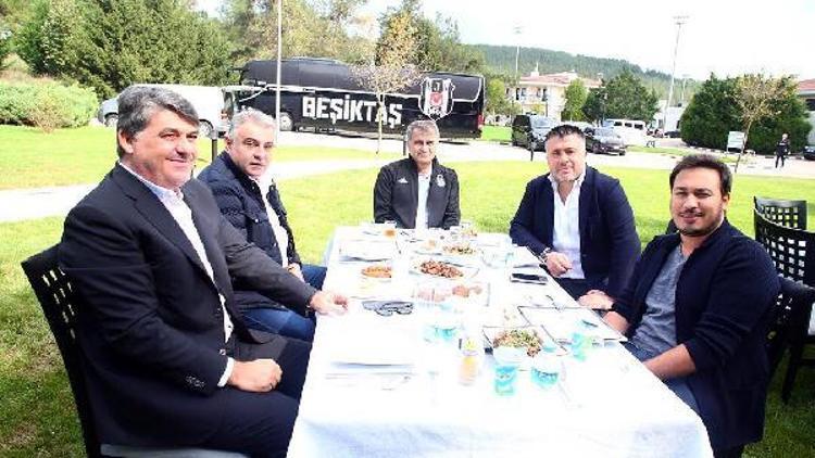 Beşiktaşta idman sonrası barbekü partisi