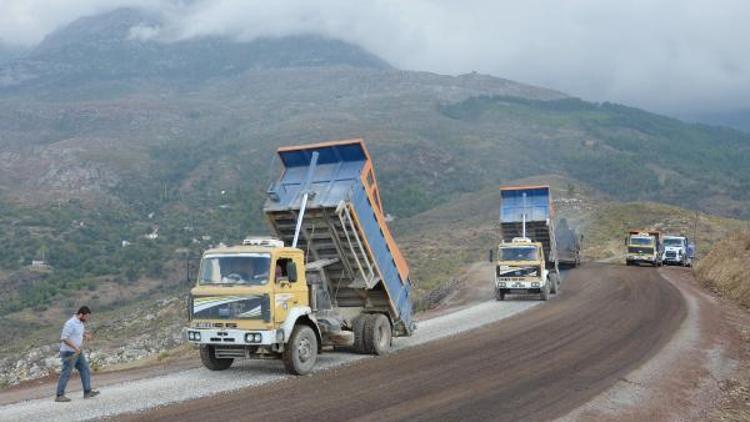 Alanya Fakırcalı yolu asfaltlanıyor