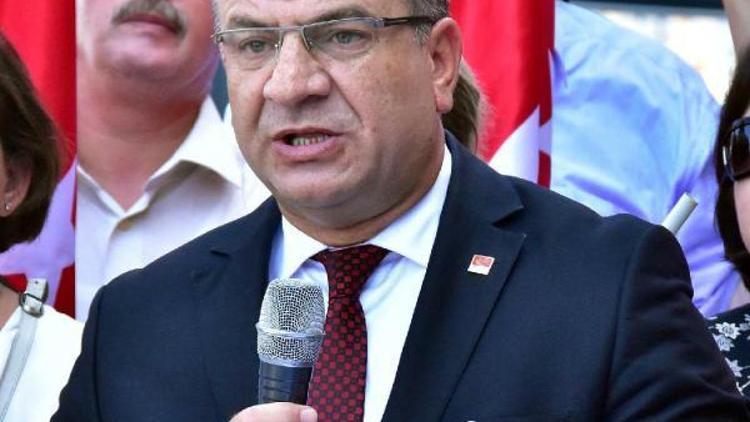 CHP Konak eski İlçe Başkanı Başak, Karabağlar’a talip