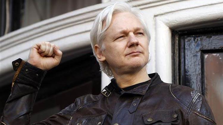Ekvadordan Assangea talimat: Tuvaletini temizle