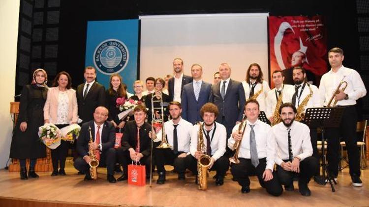 Kareside çok uluslu jazz konseri