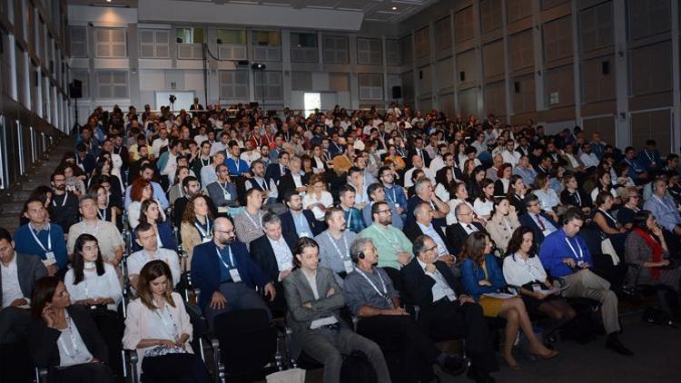 Cambridge akademisyenleri inşaatı konuştu