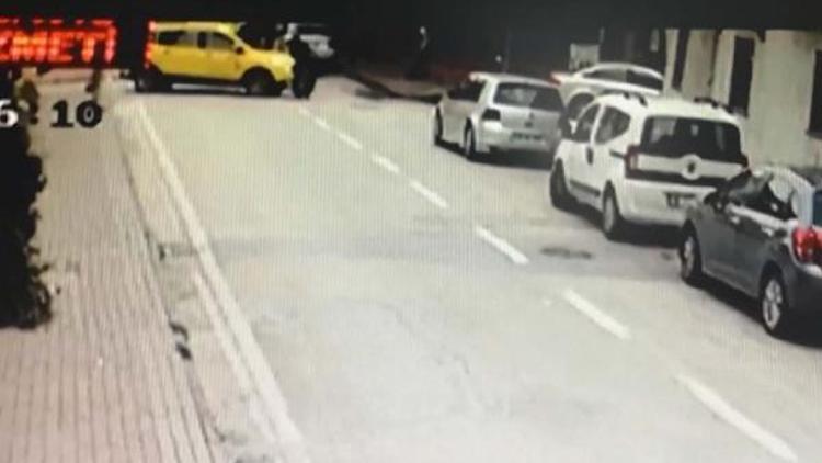 Ticari taksi ile çarpışan elektrikli motosikletin sürücüsü yaralandı
