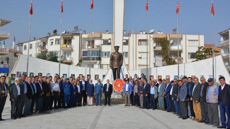 Korkutelinde Muhtarlar Günü kutlandı