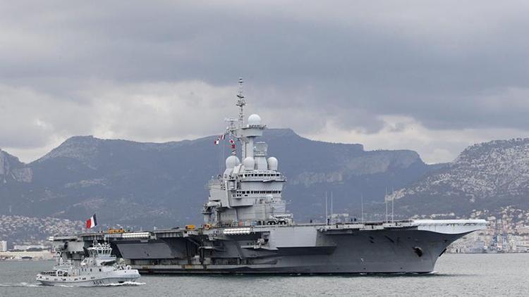 Fransa, Güney Çin Denizine uçak gemisi konuşlandıracak