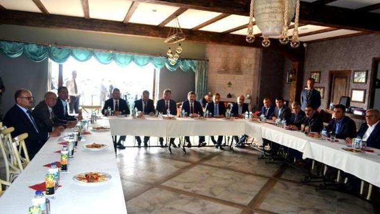 Ayvacıkta, Troas Katı Atık Belediyeler Birliği toplantısı yapıldı