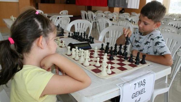 Cumhuriyet Bayramı Satranç Turnuvası başladı