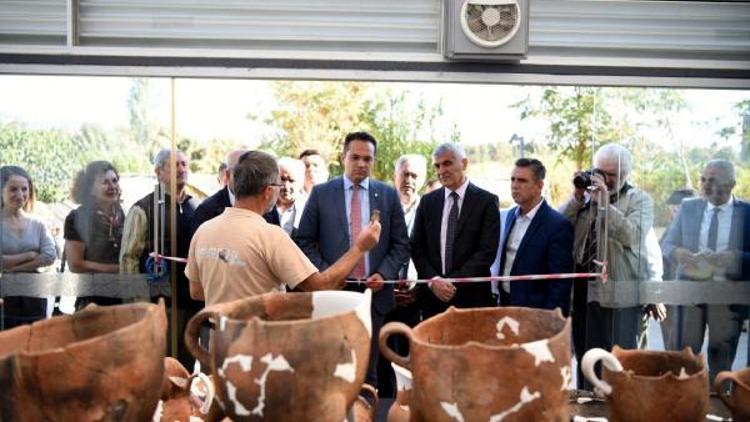 Yeşilova Höyüğü’ne yoğun ilgi