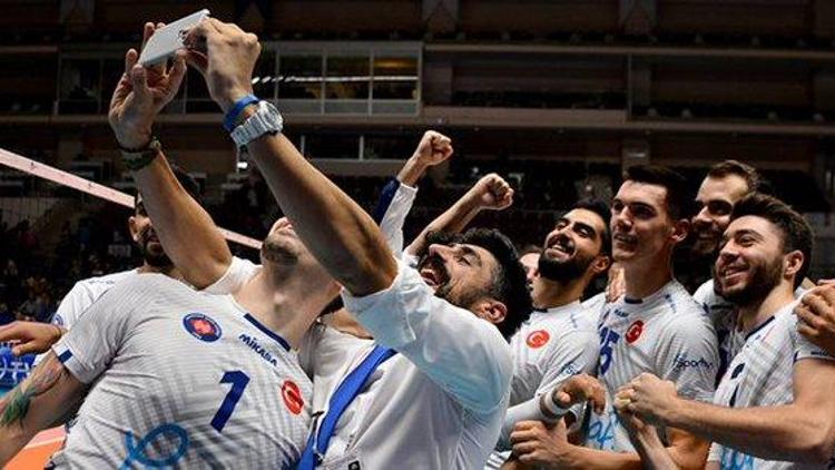 Halkbank, Fenerbahçeye set vermedi