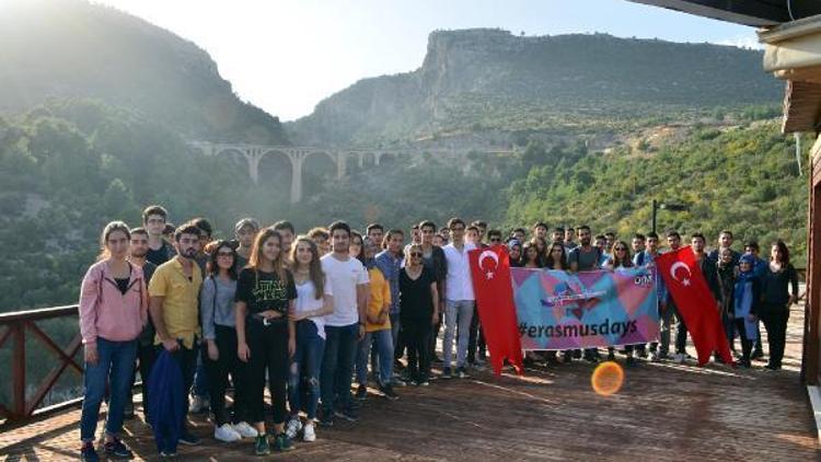 Avrupalı gençler Adana’nın gönüllü turizm elçisi oldu